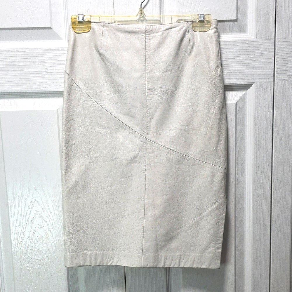 Rem Garson, Cream White Knee-Length Pencil Leather Skirt Size 0